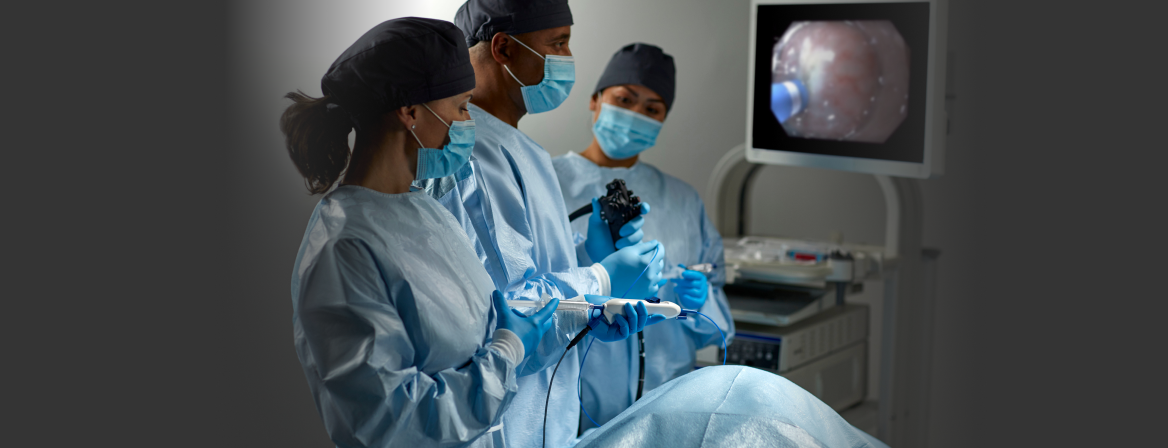 two physcians reviewing emr procedure