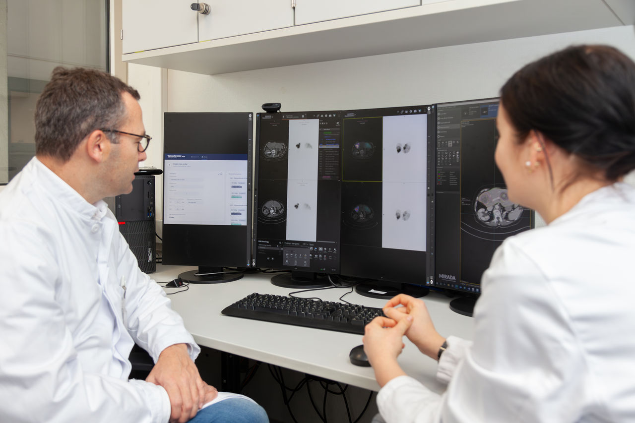 Animation of Boston Scientific WATCHMAN FLX being placed within heart valve.
